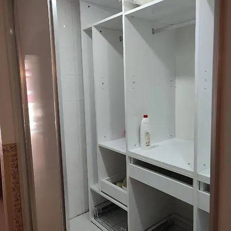 Apartment For Rent 2 + 1, 120 Sq.m., 1 High Floor, 70 Meters From The Cleopatra.